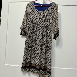 PinkBlush Blue Print 3/4 Sleeve Maternity Dress - Size Small